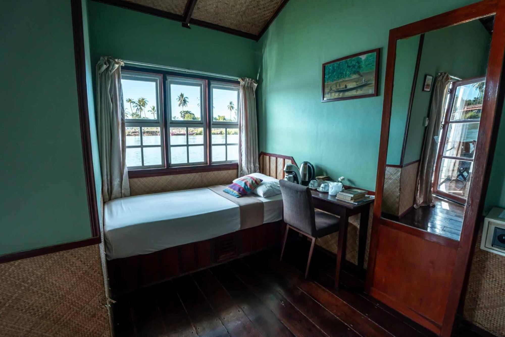 Sala Done Khone Hotel Ban Khon Exterior foto